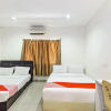 Отель OYO 304 Zero Hour Hotel, фото 16