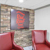 Отель Red Roof Inn & Suites Fayetteville - Fort Bragg, фото 18