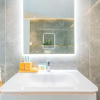 Отель SuperHost - Exclusive 25th Floor Retreat with Marina Views, фото 10
