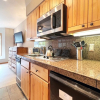 Отель Walk To Ski! Bay Window View Of River & Ski Mountain 1 Bedroom Condo by RedAwning, фото 4