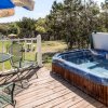 Отель TNT Hill Country Getaways, фото 11