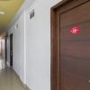 Отель Reddoorz Plus @ Mampang Prapatan, фото 17