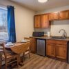 Отель Eagle Rock Lodge, фото 12