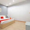 Отель RedDoorz Plus @ Nguyen Thi Thap Street, фото 2
