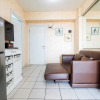 Отель Simple 2BR Green Pramuka Apartment, фото 7