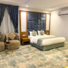 Отель Al Muteb Suites Al Yarmouk 2, фото 4