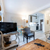 Отель IM On Charming Home, фото 11