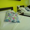 Отель By the Bay, Jacana Bed & Breakfast, фото 5