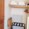 Отель Tors Place Rm1, фото 12