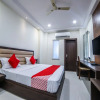 Отель OYO 14655 Adya Inn, фото 6