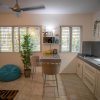 Отель Charming 1 bdr apt w/ pool 5min Popi beach, фото 6