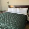 Отель Blue Bay Inn and Suites, фото 6