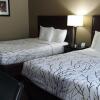 Отель Parkwood Inn & Suites, фото 10
