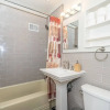 Отель Spacious 4BR CozySuites in Old Town Alexandria, фото 7