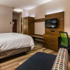 Отель Holiday Inn Express & Suites Detroit - Farmington Hills, an IHG Hotel, фото 39