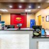 Отель Econo Lodge Inn & Suites East, фото 31