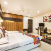 Отель FabHotel Kiran Inn Tukoganj, фото 25