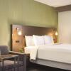 Отель Radisson Hotel Grand Rapids Riverfront, фото 5