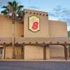 Отель Super 8 by Wyndham Las Vegas North Strip/Fremont St. Area, фото 8