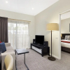 Отель Quest Maitland Apartments, фото 6