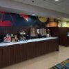 Отель Fairfield Inn & Suites Newark Liberty International Airport, фото 8