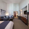 Отель Sixth Floor Studio with Village and Mountain View - Fraser Crossing/Founders Pointe Premium-Rated 46, фото 1