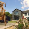 Отель Luxurious property set in the heart of Cornwall with breathtaking views -Rhubarb Cottage, фото 7