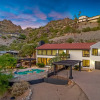Отель Desert Lagoon by Avantstay Luxury Phoenix Home w/ Entertainers Backyard, фото 20