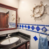 Отель Elegant House 3-bed/2-bath With Large BBQ Patio, фото 8