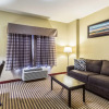 Отель Quality Suites North, фото 7