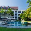 Отель River Beach Resort and Residences, фото 16