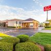 Отель Econo Lodge Inn & Suites в Кларксвилле