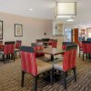 Отель Comfort Suites West Jacksonville, фото 32
