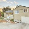 Отель Castro Valley Home w/ Bay Area Views! в Кастро-Вэлли