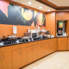 Отель Fairfield Inn & Suites by Marriott Knoxville/East, фото 18