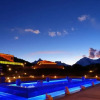 Отель High Mountain Resort - Deqin, фото 15