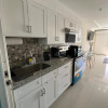 Отель Large Luxurious Beach Front 1 Bedroom at Bayfront Villa, фото 2