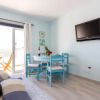 Отель Mariners (3) - Bright and stylish apartment - 2 minute walk to the beach, фото 11