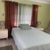 Отель Finest Accommodation Renfrew Place 4-12 Renfrew Rd Apt # 15 New Kinston Jamaica, фото 10