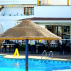 Отель Studio at popular Garden City complex, heated pool - close to beach, фото 21