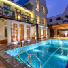 Отель Deluxe Villa Boutique Hostel, фото 20