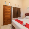 Отель RedDoorz Syariah at D'Ostha Residence, фото 1