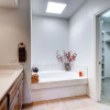Отель Country Club Home: 2br, 2 BA + Den ~ 1 Mi to Golf!, фото 8