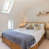 Отель The Bourton-on-the-water Place - Lovely 5bdr House With Parking + Garden, фото 6