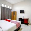 Отель OYO Flagship 90890 Bratang Gede Residence, фото 23