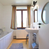 Отель Two Homes in One Location, Ideal for Larger Groups Who Want a Lot of Space, фото 12