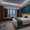 Отель Days Inn by Wyndham Hunan Financial Center, фото 2