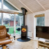 Отель 6 Person Holiday Home in Hojby, фото 5
