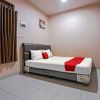 Отель RedDoorz @ Jalan Darussalam Medan, фото 3
