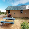Отель White Cabin Cozy Secluded Cabin, фото 16